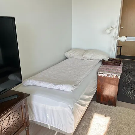 Scandinavian Balcony Studio Tikkurila Easy Airport Access Lejlighed Vantaa