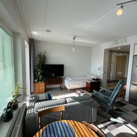 Scandinavian Balcony Studio Tikkurila Easy Airport Access Lejlighed *