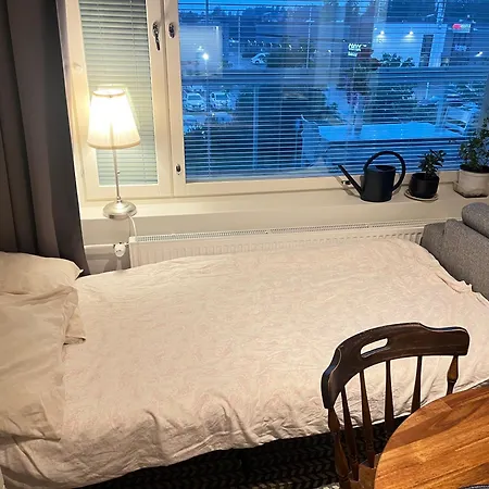 Scandinavian Balcony Studio Tikkurila Easy Airport Access Lägenhet *