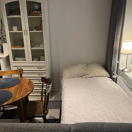 Lägenhet Scandinavian Balcony Studio Tikkurila Easy Airport Access